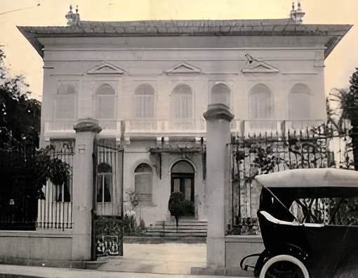 Casa tombada do Barão de São Clemente